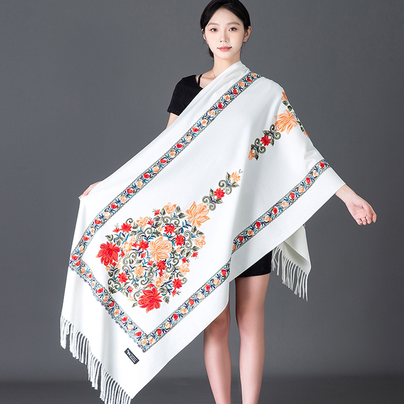 Thickened Embroidered Faux Cas - Cashmere Scarf recension och pris