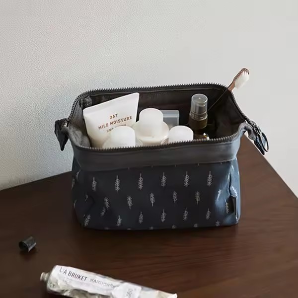 New Fashion Cosmetic Bag Women - Travel Luggage Set recension och pris