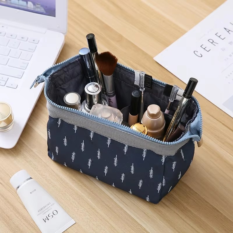 New Fashion Cosmetic Bag Women - Travel Luggage Set recension och pris